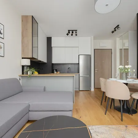 Cozy With Air Conditioner And Parking By Renters Apartamento