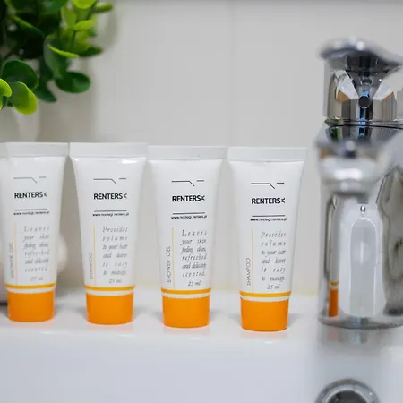 Cozy With Air Conditioner And Parking By Renters 公寓 *